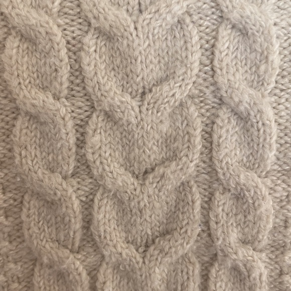 Tan cardigan, never worn, lightweight and perfect for fall. - Picture 4 of 4